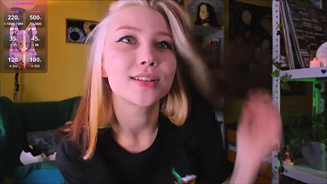 Snapshot of Nicole_matt chatting on October 26, 2025, 11:49 am Nicole matt online show from October 26, 2025, 11:49 am