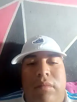 Snapshot of Karlisslu chatting on November 5, 2025, 7:30 am Karlisslu online show from November 5, 2025, 7:30 am