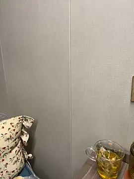 haiyan125216 online show from December 19, 2025, 7:59 am