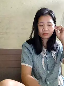 Snapshot of Maria2299 chatting on September 17, 2025, 8:43 pm Maria2299 online show from September 17, 2025, 8:43 pm