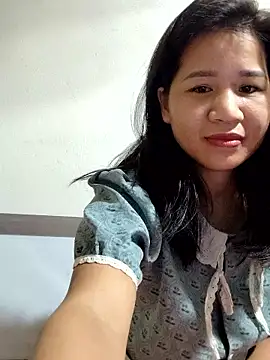 Snapshot of Maria2299 chatting on October 17, 2025, 8:22 pm Maria2299 online show from October 17, 2025, 8:22 pm