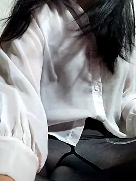 Maria2299 online show from March 28, 2026, 9:14 pm