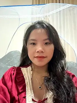 Bella 7777 online show from October 13, 2025, 3:45 pm