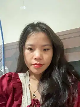 Bella 7777 online show from October 23, 2025, 3:33 pm