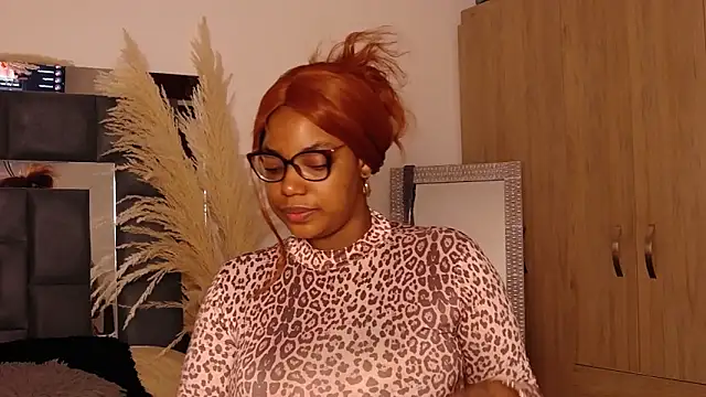 SheilaCoopers  online show from February 28, 2026, 11:11 am