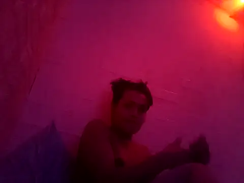 Kellye hotTs online show from November 30, 2025, 12:09 pm