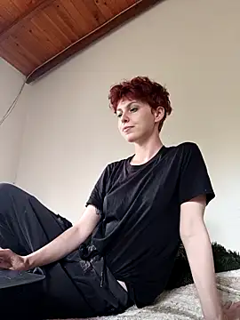 nyxofempusa online show from November 10, 2025, 4:28 pm