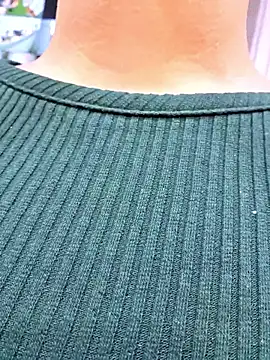 VesperVelvet online show from March 28, 2026, 3:50 am