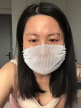 chengcheng12 online show from February 10, 2026, 5:22 am