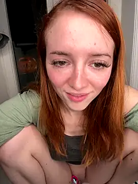 FayeFlame online show from October 27, 2025, 8:35 pm