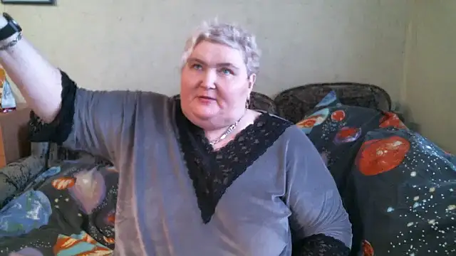 Snapshot of Lana555 chatting on February 20, 2025, 2:35 pm Lana555 online show from February 20, 2025, 2:35 pm