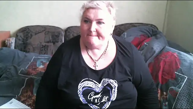 Snapshot of Lana555 chatting on March 4, 2025, 9:51 am Lana555 online show from March 4, 2025, 9:51 am