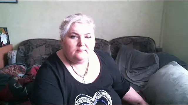 Snapshot of Lana555 chatting on March 5, 2025, 9:49 am Lana555 online show from March 5, 2025, 9:49 am