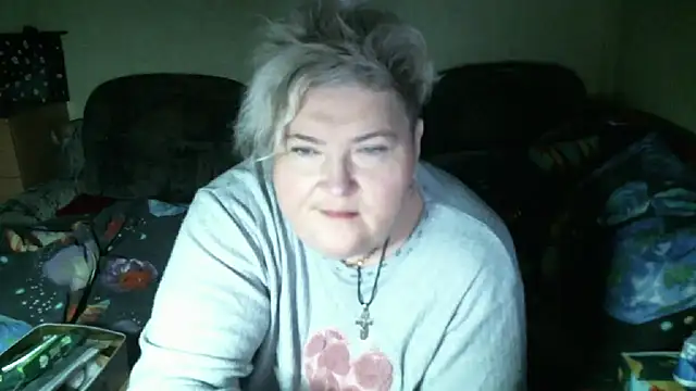 Snapshot of Lana555 chatting on October 16, 2025, 11:17 pm Lana555 online show from October 16, 2025, 11:17 pm