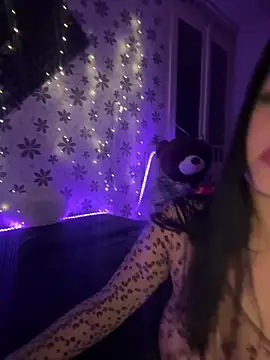 Mihadttraf online show from March 11, 2026, 11:00 pm