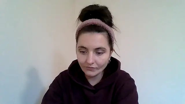 Snapshot of DInaraXRose chatting on November 19, 2025, 2:50 pm DInaraXRose online show from November 19, 2025, 2:50 pm