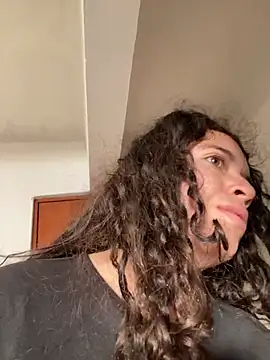 Snapshot of Lucy_YupiSweet chatting on December 20, 2025, 2:02 pm Lucy YupiSweet online show from December 20, 2025, 2:02 pm