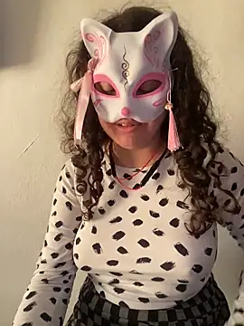 Lucy YupiSweet online show from February 2, 2026, 5:00 pm