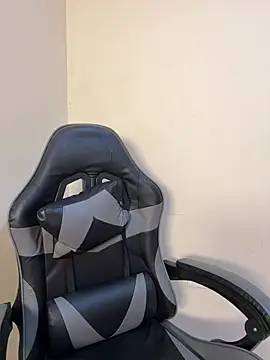 Snapshot of Vliacoooper2 chatting on March 29, 2026, 10:37 am Vliacoooper2 online show from March 29, 2026, 10:37 am