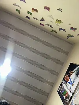 Snapshot of Vliacoooper2 chatting on April 11, 2026, 11:03 am Vliacoooper2 online show from April 11, 2026, 11:03 am