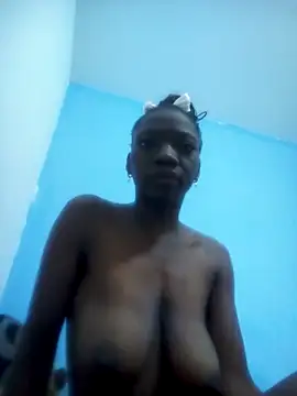 Aurora-Queen online show from October 24, 2025, 3:25 am