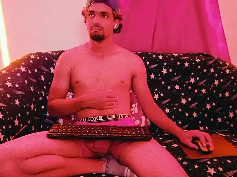 cristian-gp online show from October 4, 2025, 1:58 am