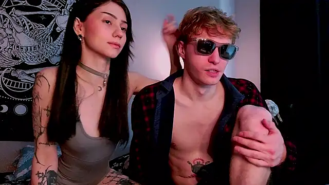 Snapshot of poisondevotion chatting on February 18, 2026, 11:39 am poisondevotion online show from February 18, 2026, 11:39 am