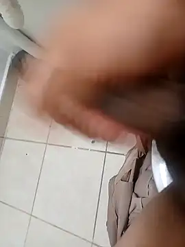 Snapshot of Secreto25 chatting on April 7, 2026, 7:42 am Secreto25 online show from April 7, 2026, 7:42 am