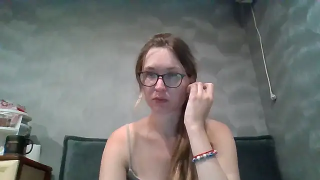 Snapshot of Jugira chatting on November 20, 2025, 11:37 pm Jugira online show from November 20, 2025, 11:37 pm