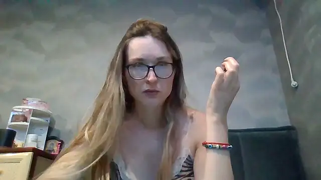 Snapshot of Jugira chatting on November 22, 2025, 11:15 pm Jugira online show from November 22, 2025, 11:15 pm