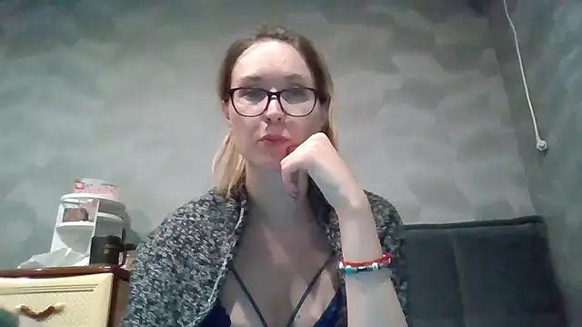 Snapshot of Jugira chatting on November 27, 2025, 11:51 pm Jugira online show from November 27, 2025, 11:51 pm