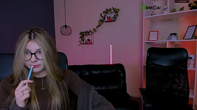 barbara crazy online show from March 14, 2026, 8:03 pm