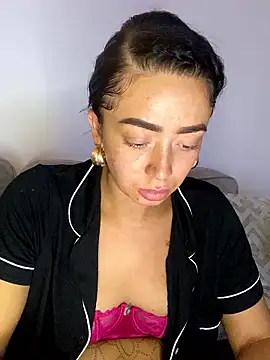 ItsCOCOx online show from September 26, 2025, 7:07 pm