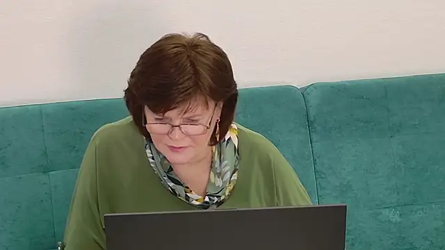 Sandra Sunrise online show from December 14, 2025, 11:59 am