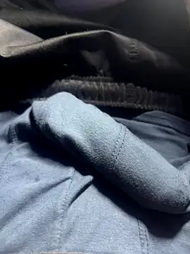 Snapshot of Coloureddickforyou chatting on October 8, 2025, 7:33 pm Coloureddickforyou online show from October 8, 2025, 7:33 pm