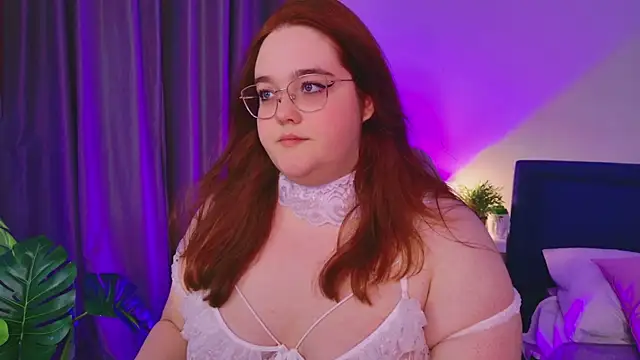 Neko Moor online show from February 6, 2026, 8:34 pm