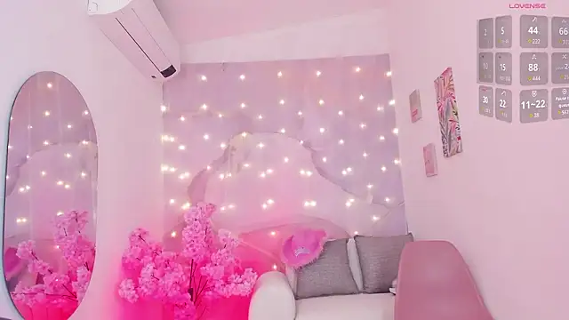 Maariangel online show from March 25, 2026, 2:34 pm