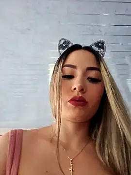 Natasanz online show from October 29, 2025, 8:32 pm