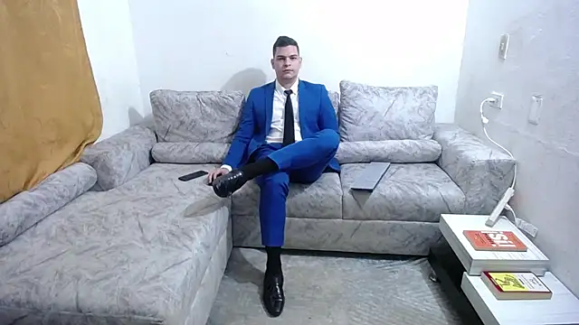 Snapshot of Victor_Maitland chatting on September 19, 2025, 3:41 am Victor Maitland online show from September 19, 2025, 3:41 am