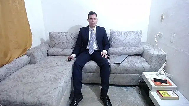 Snapshot of Victor_Maitland chatting on September 20, 2025, 6:42 pm Victor Maitland online show from September 20, 2025, 6:42 pm