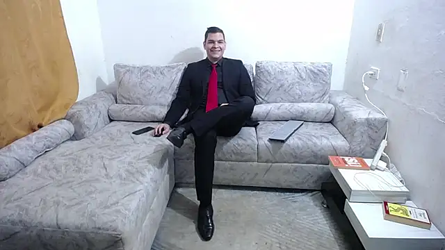 Snapshot of Victor_Maitland chatting on September 30, 2025, 6:57 pm Victor Maitland online show from September 30, 2025, 6:57 pm