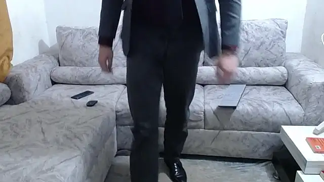 Snapshot of Victor_Maitland chatting on October 15, 2025, 3:39 am Victor Maitland online show from October 15, 2025, 3:39 am