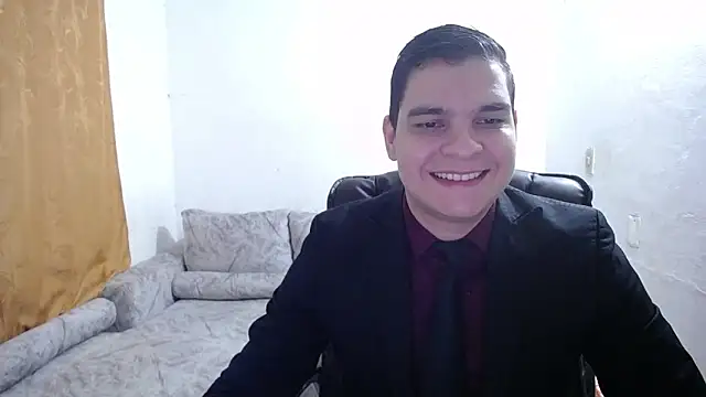 Snapshot of Victor_Maitland chatting on October 31, 2025, 3:40 am Victor Maitland online show from October 31, 2025, 3:40 am