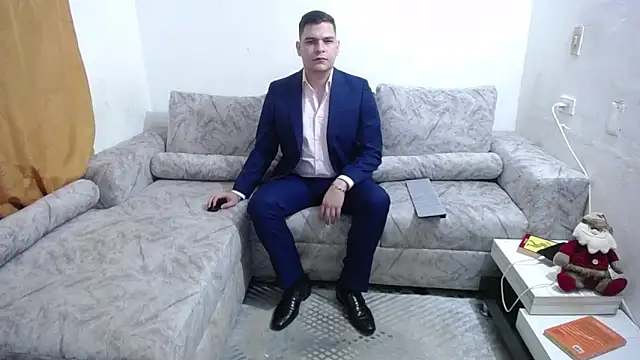 Snapshot of Victor_Maitland chatting on December 19, 2025, 3:57 am Victor Maitland online show from December 19, 2025, 3:57 am