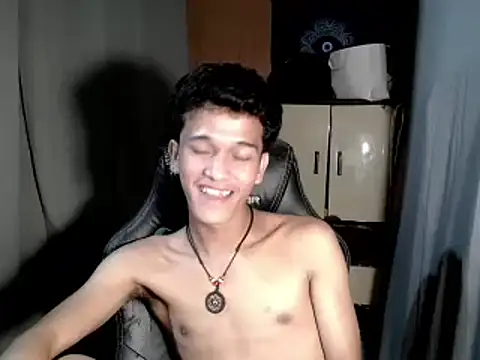 kenbigcockxx online show from November 21, 2025, 8:07 pm