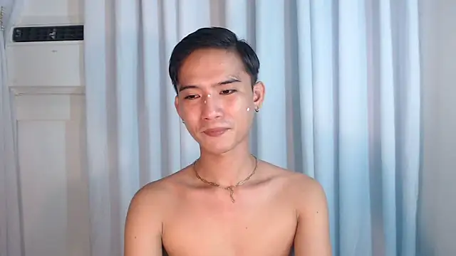 Snapshot of asian_dai chatting on November 25, 2025, 11:10 am asian dai online show from November 25, 2025, 11:10 am