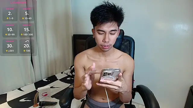 Ur pinoyhotbrix online show from April 30, 2026, 3:35 am