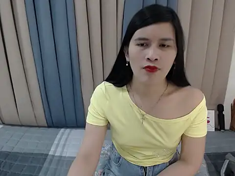 pinay amaliax online show from May 10, 2026, 11:26 am