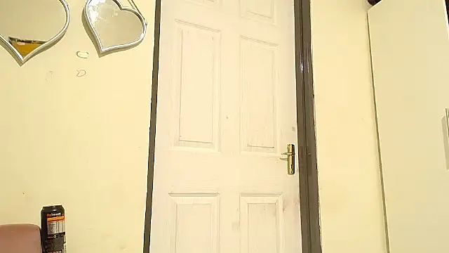 Goddessberry online show from November 3, 2025, 6:42 pm