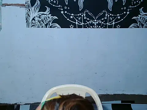 asian pinaydaniela online show from December 19, 2025, 6:20 am